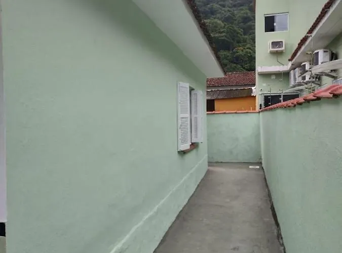 Casa Bem Localizada